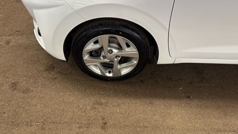 Hyundai i10 1.0 MPi SE Connect 5dr Petrol Hatchback